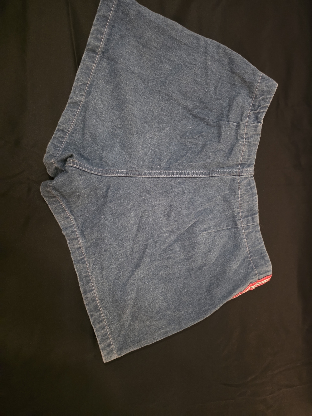 The OP Denim Shorts are your new go-to for effortless Y2K style Size 11 - Picture 4 of 6